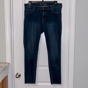 Old Navy Mid Rise Rockstar Skinny Jeans